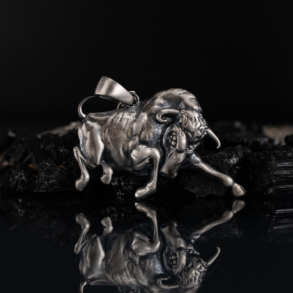 Bull 925 Sterling Silver Pendant