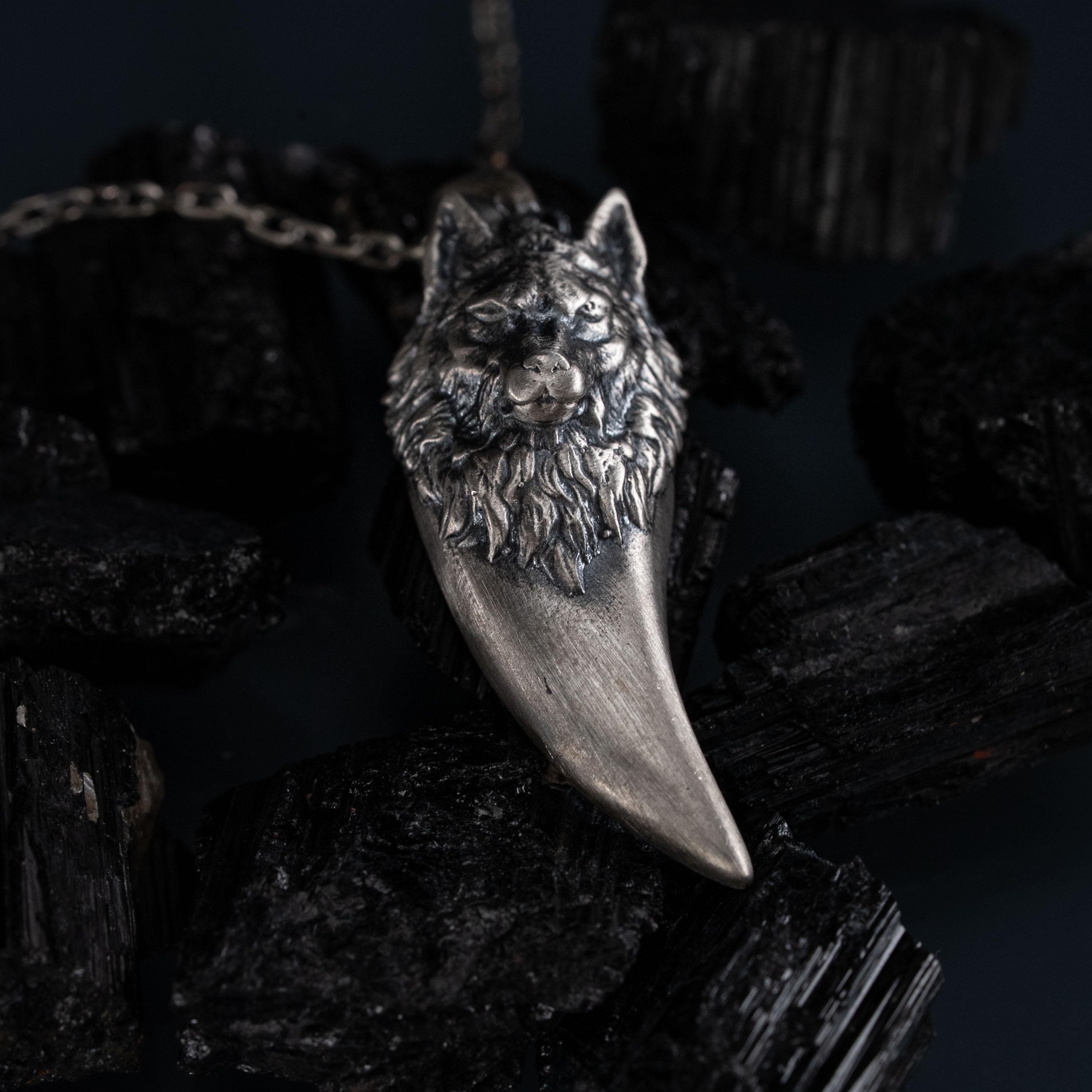 Wolf Tooth 925 Sterling Silver Pendant Necklace