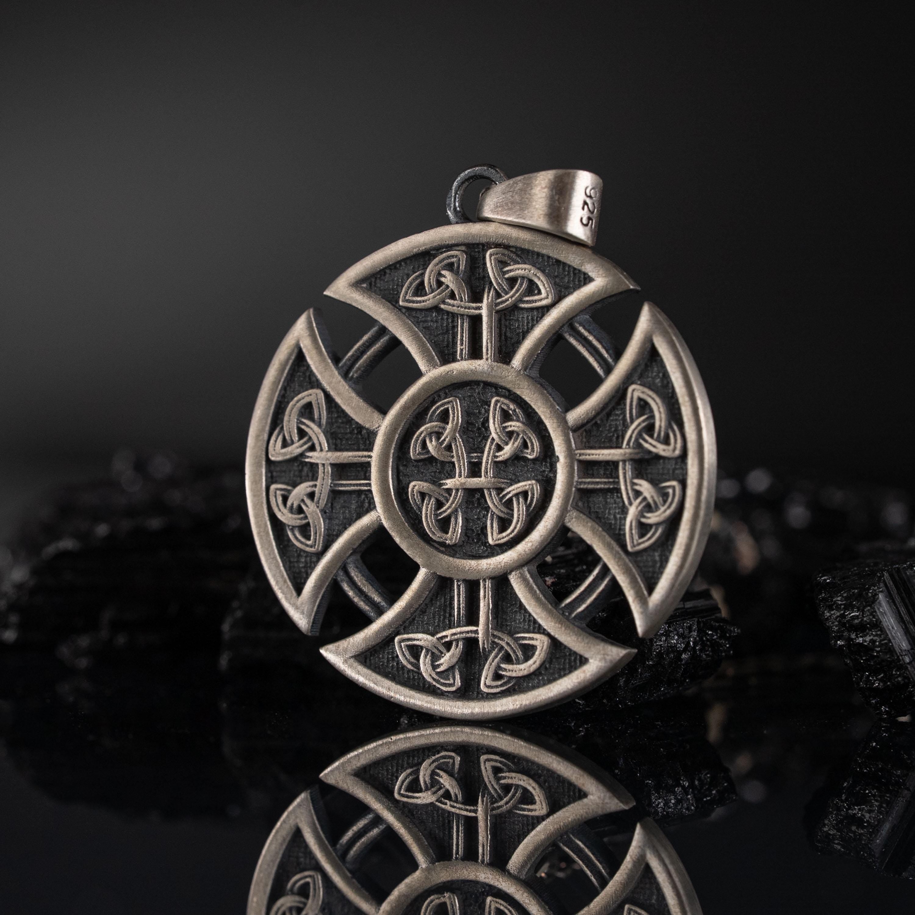 Viking Vegvisir Necklace & Helm of Awe Ring Set