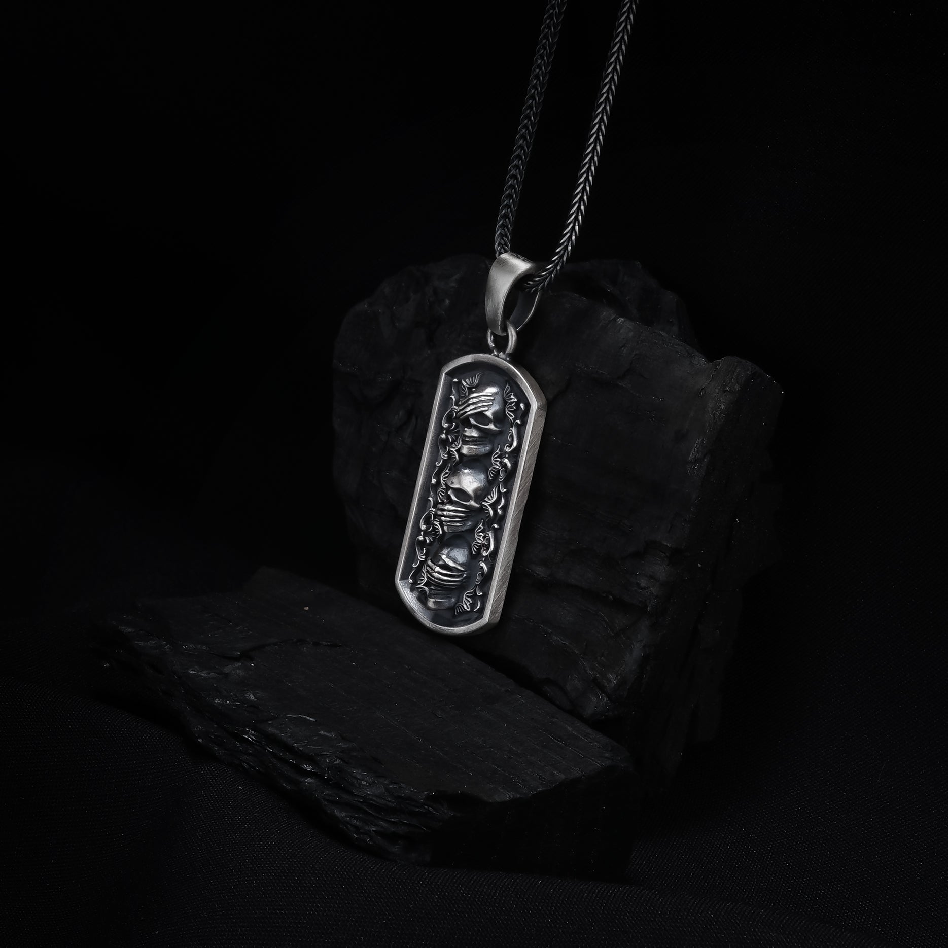 Three Skulls Pendant