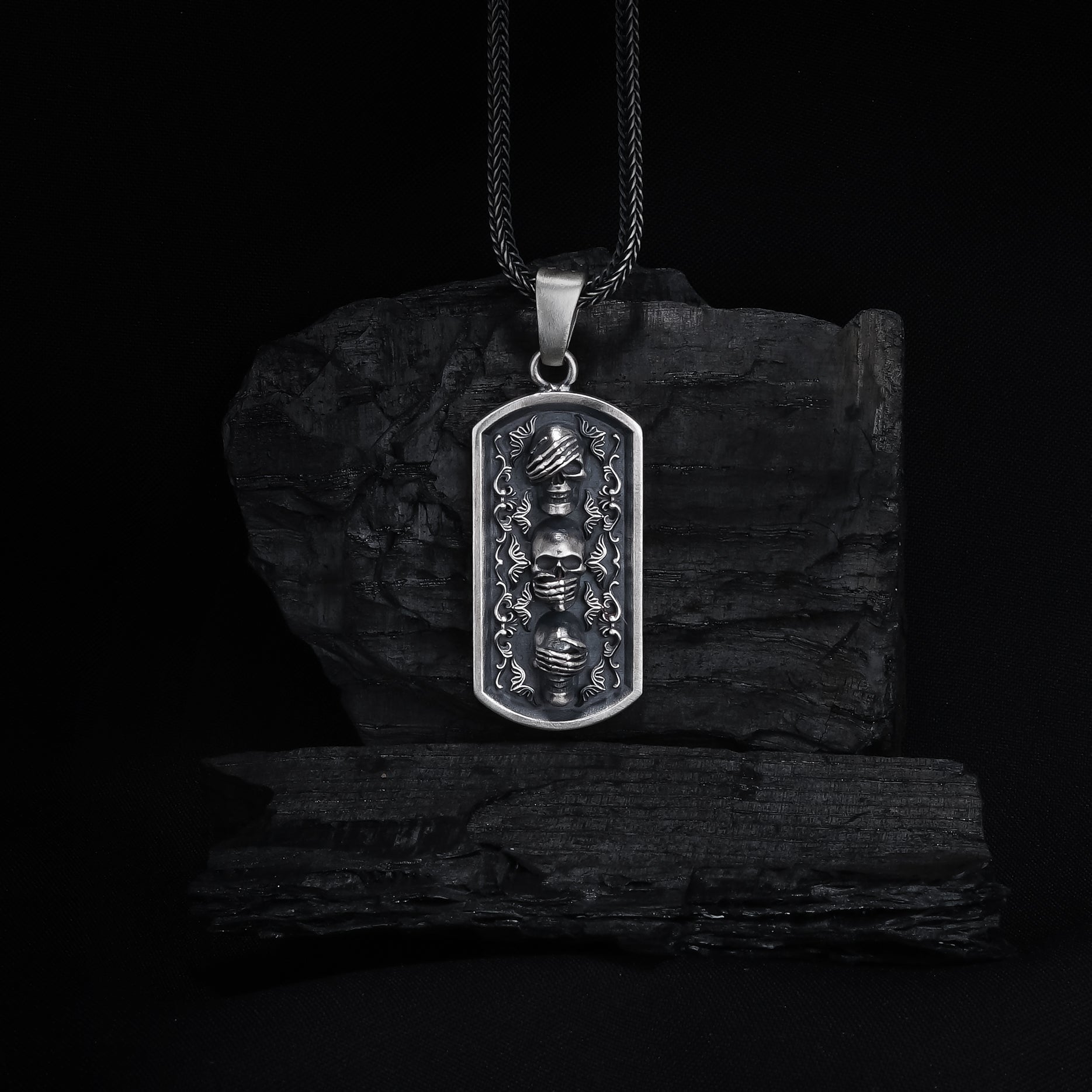 Three Skulls Pendant