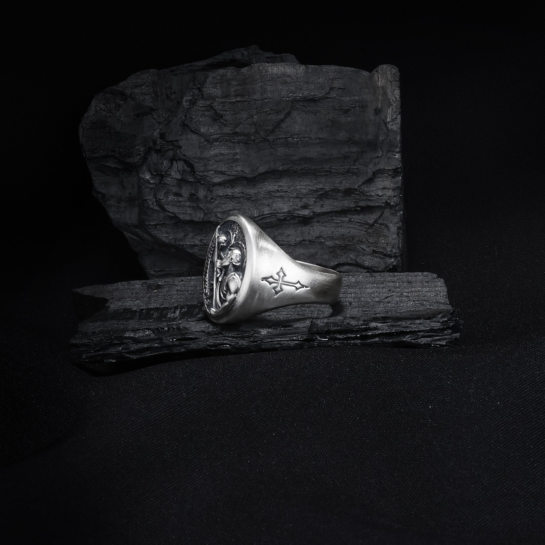 Ancient Greek Detail Band Ring