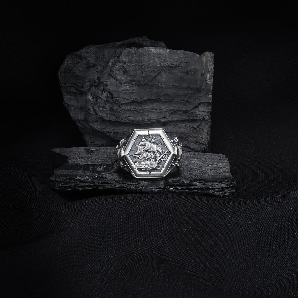 Silver Sailboat Ring