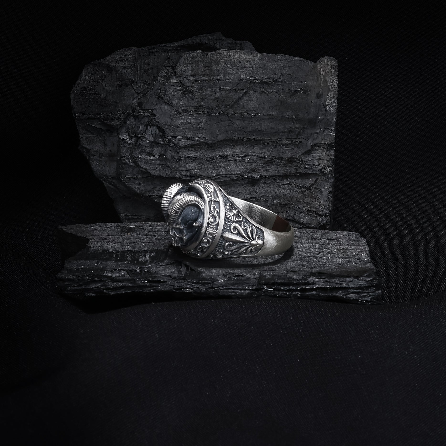 Ram Skull Gothic Ring