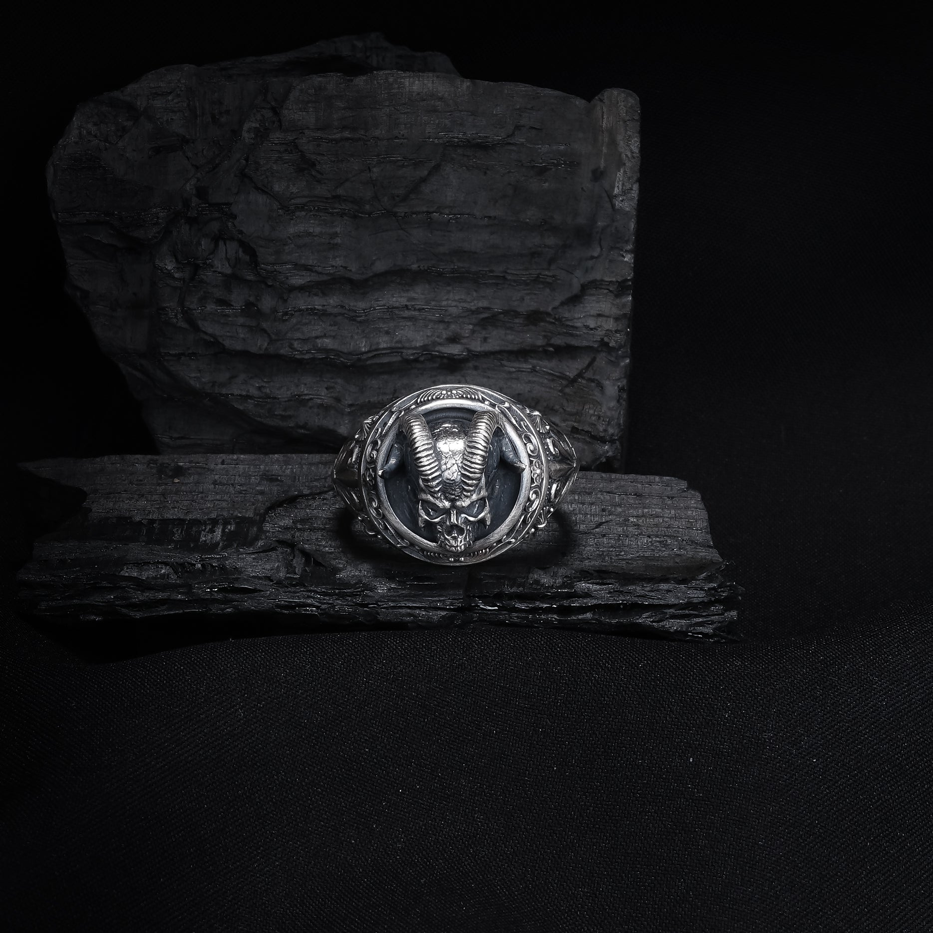 Ram Skull Gothic Ring