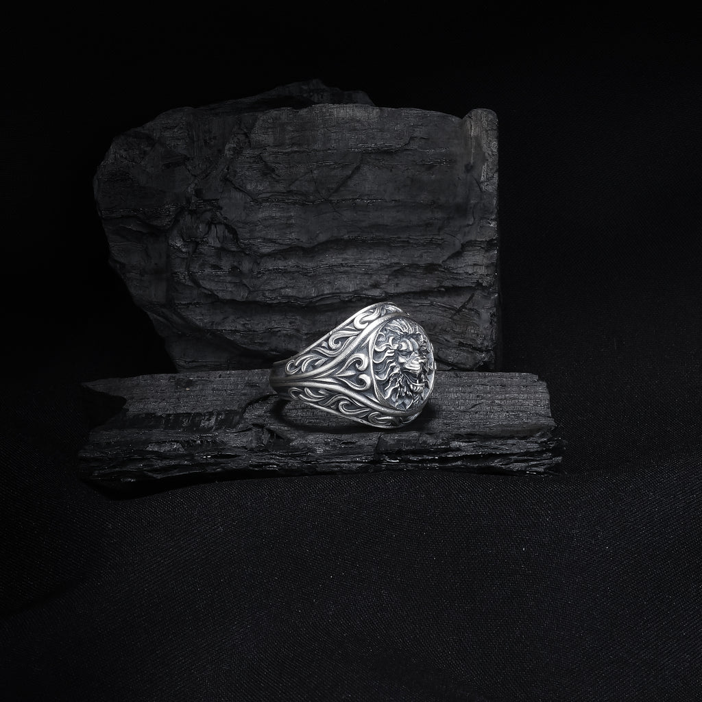 Lion Head Ring