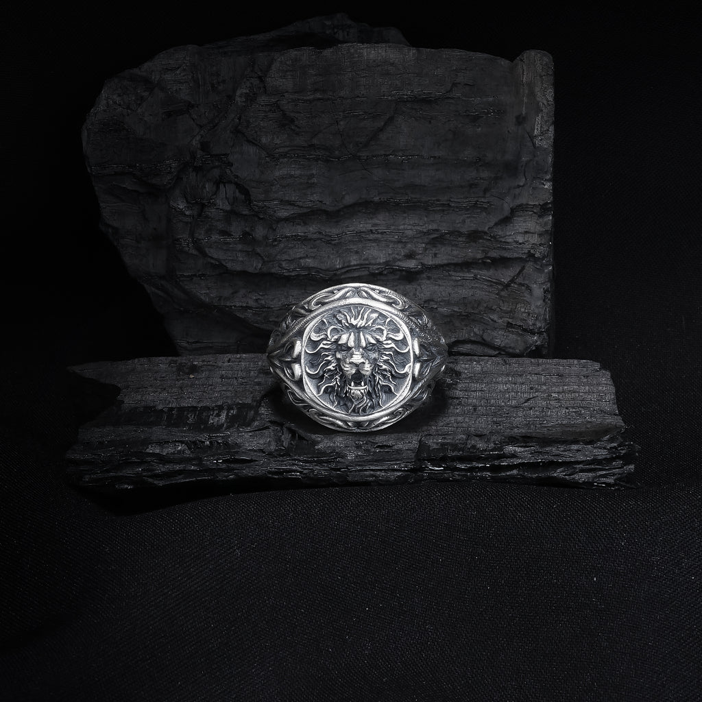 Lion Head Ring