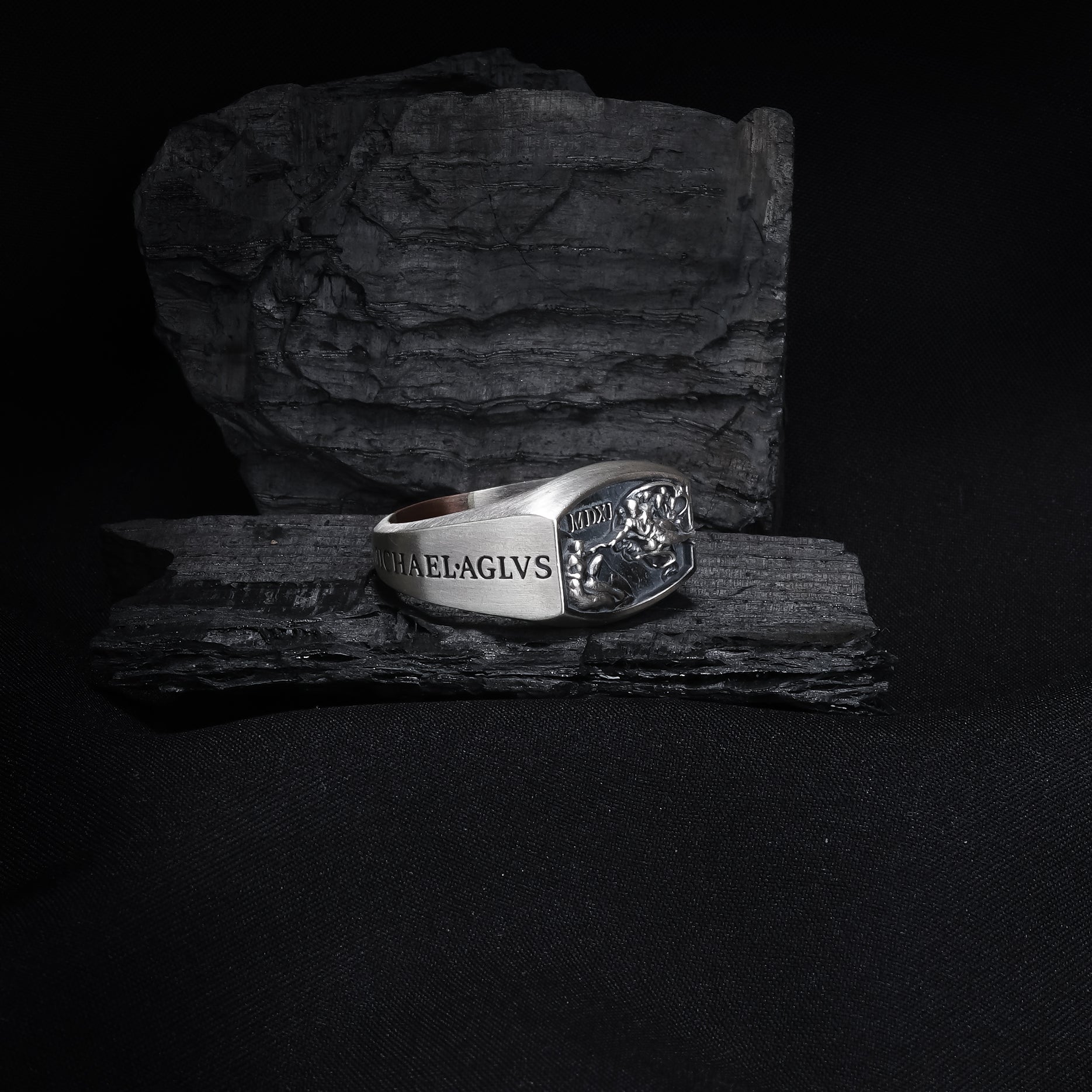 Geometric Personalized Ring