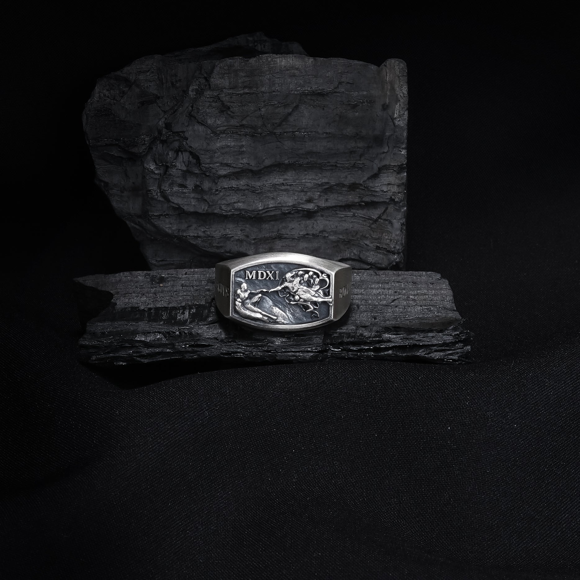 Geometric Personalized Ring