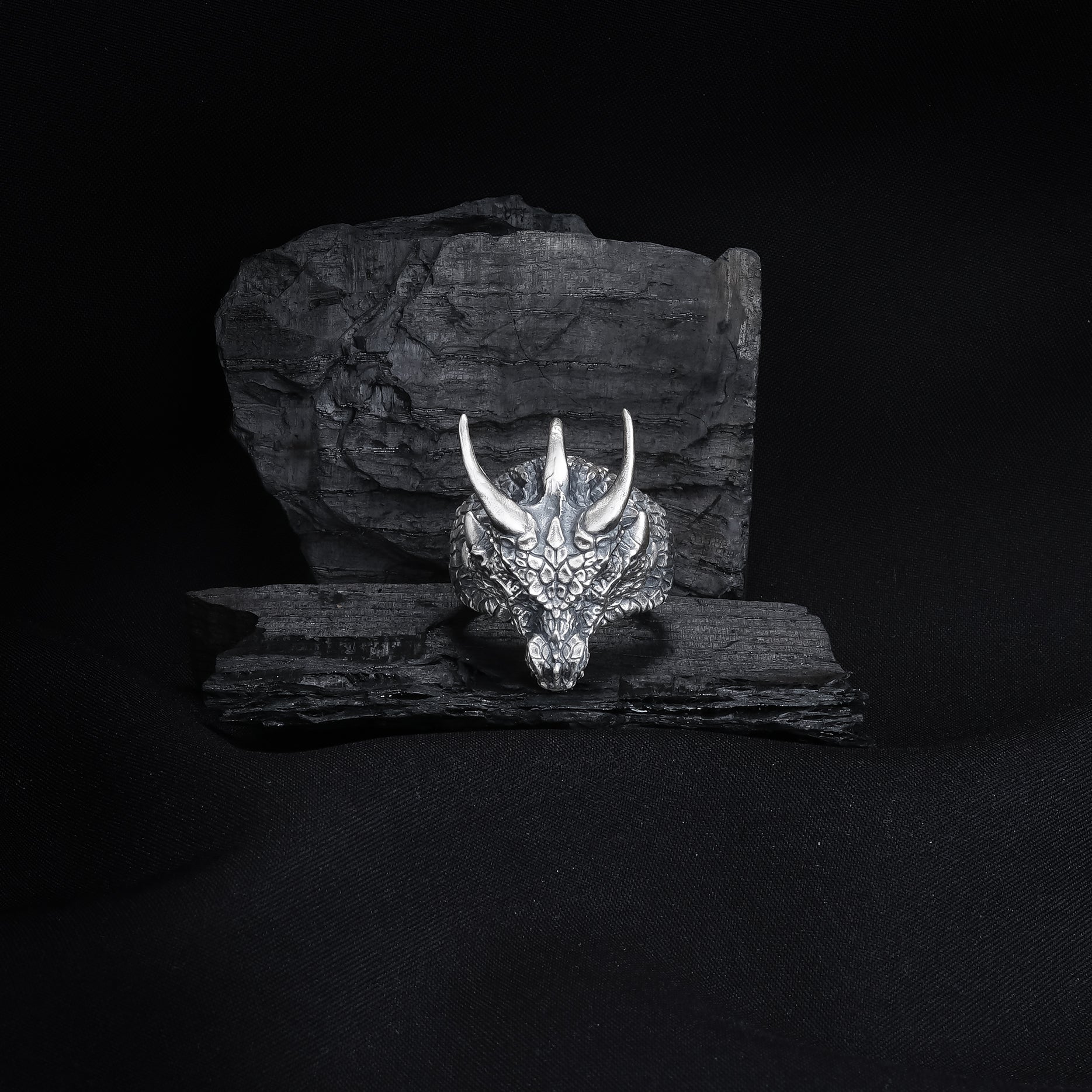 Gothic Dragon Ring