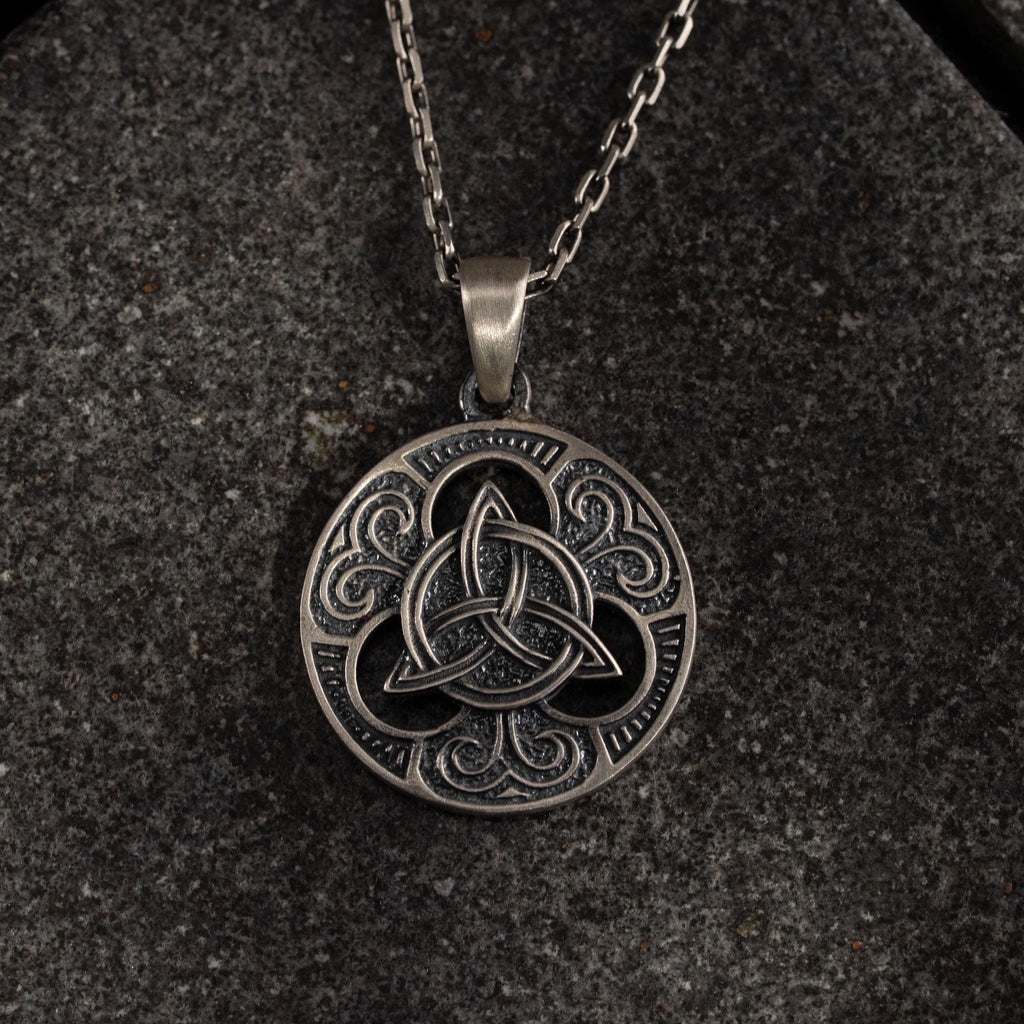 Celtic Triquetra 925 Sterling Silver Pendant Necklace