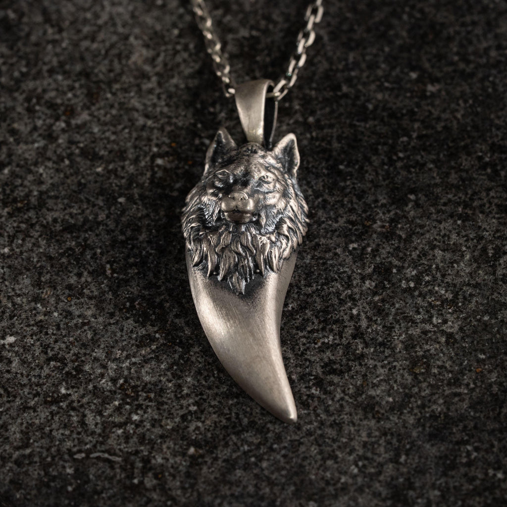 Wolf Tooth 925 Sterling Silver Pendant Necklace