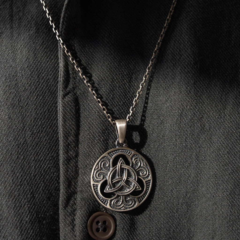 Celtic Triquetra 925 Sterling Silver Pendant Necklace