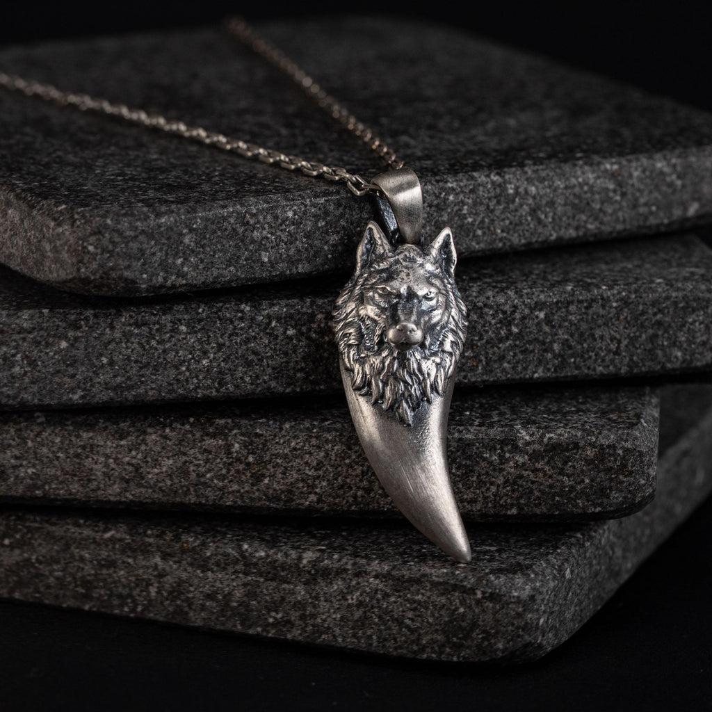 Wolf Tooth 925 Sterling Silver Pendant Necklace