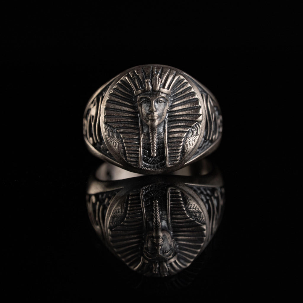Pharaoh Ring