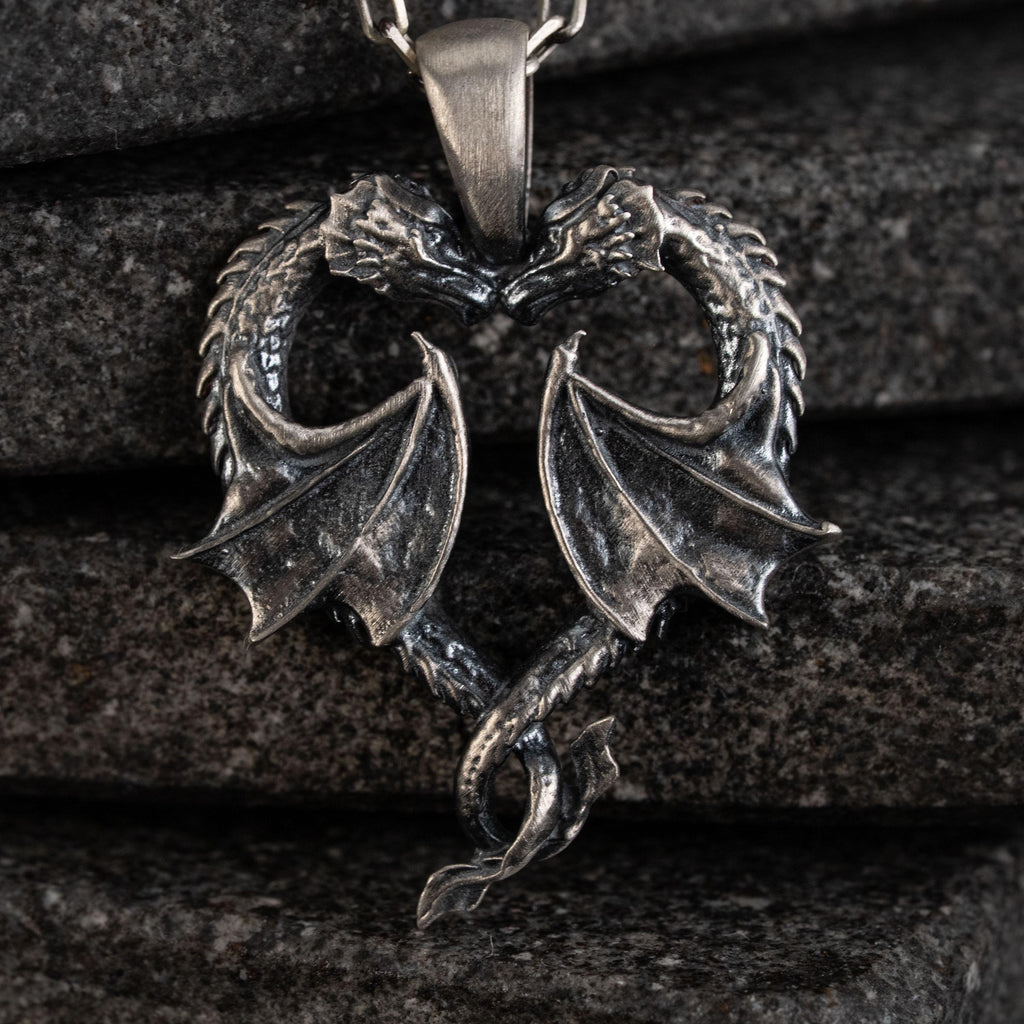 Twin Dragons Heart 925 Sterling Silver Pendant Necklace