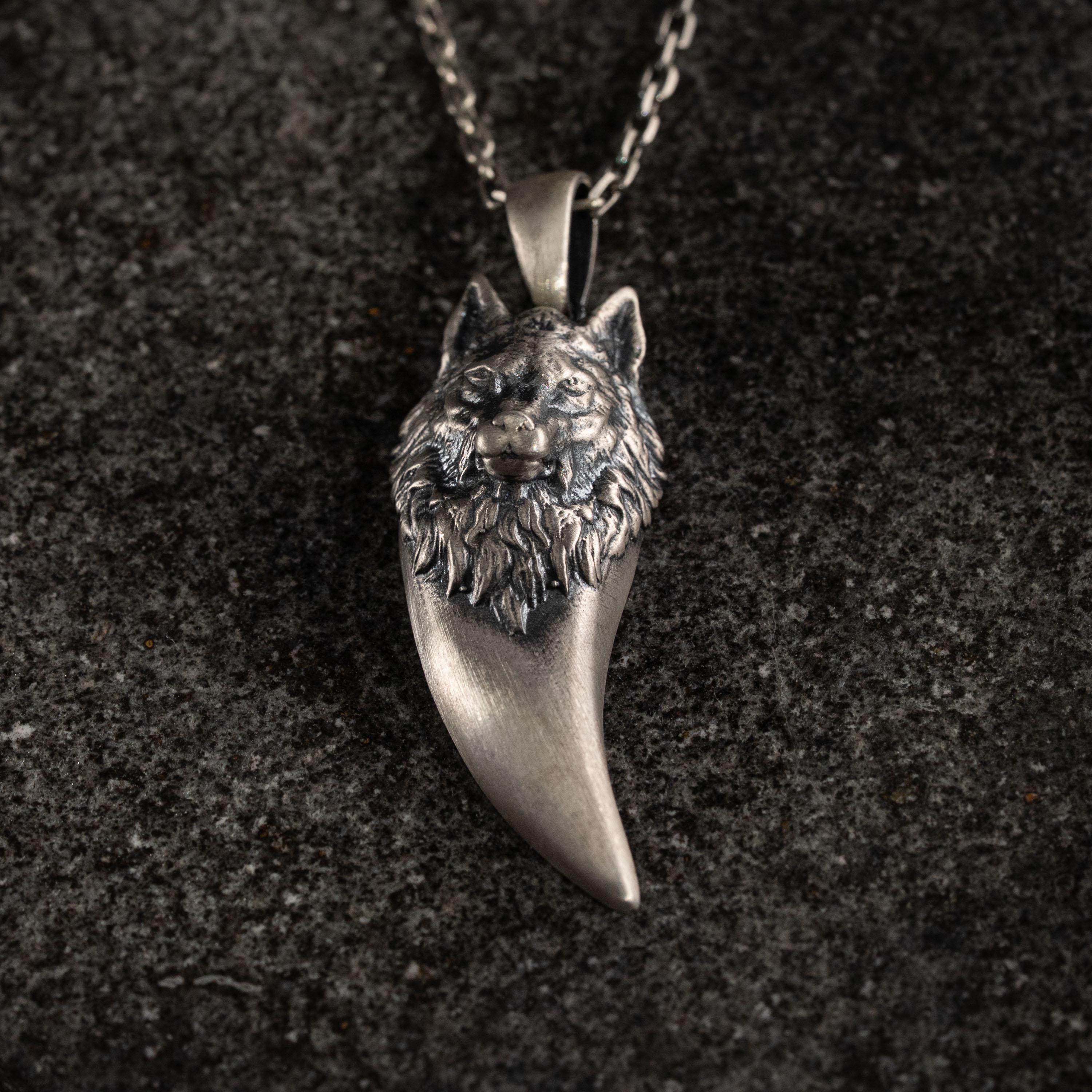 Wolf Tooth 925 Sterling Silver Pendant Necklace