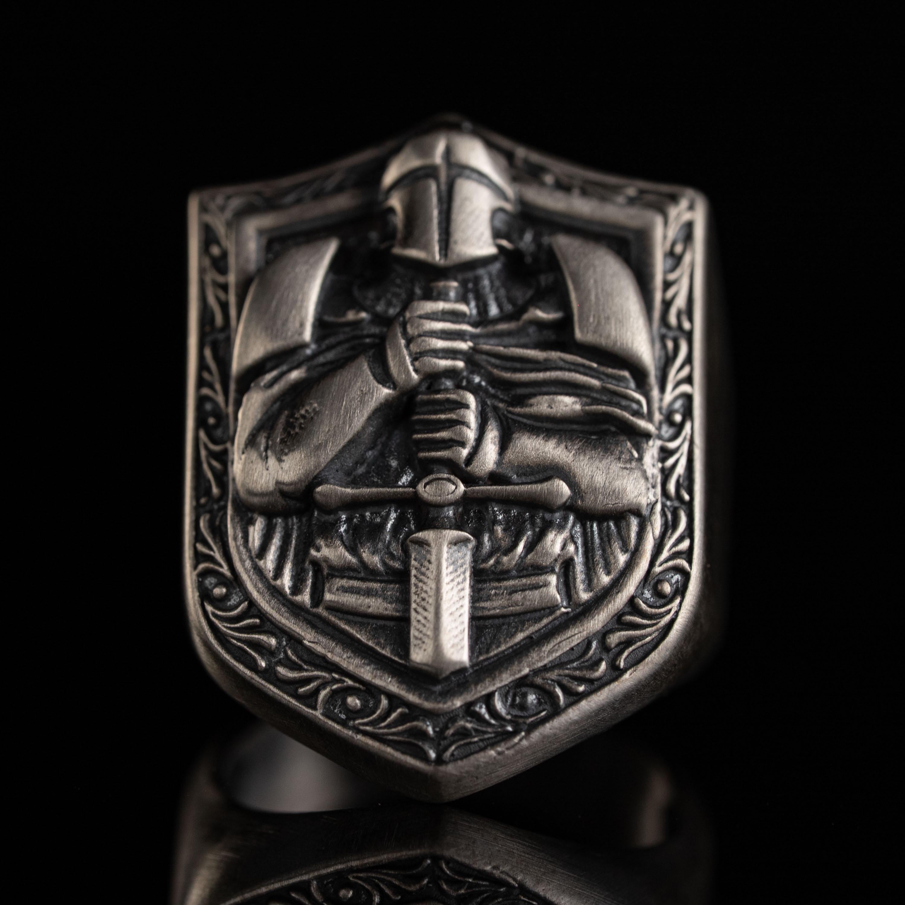 Knight 925 Sterling Silver Ring