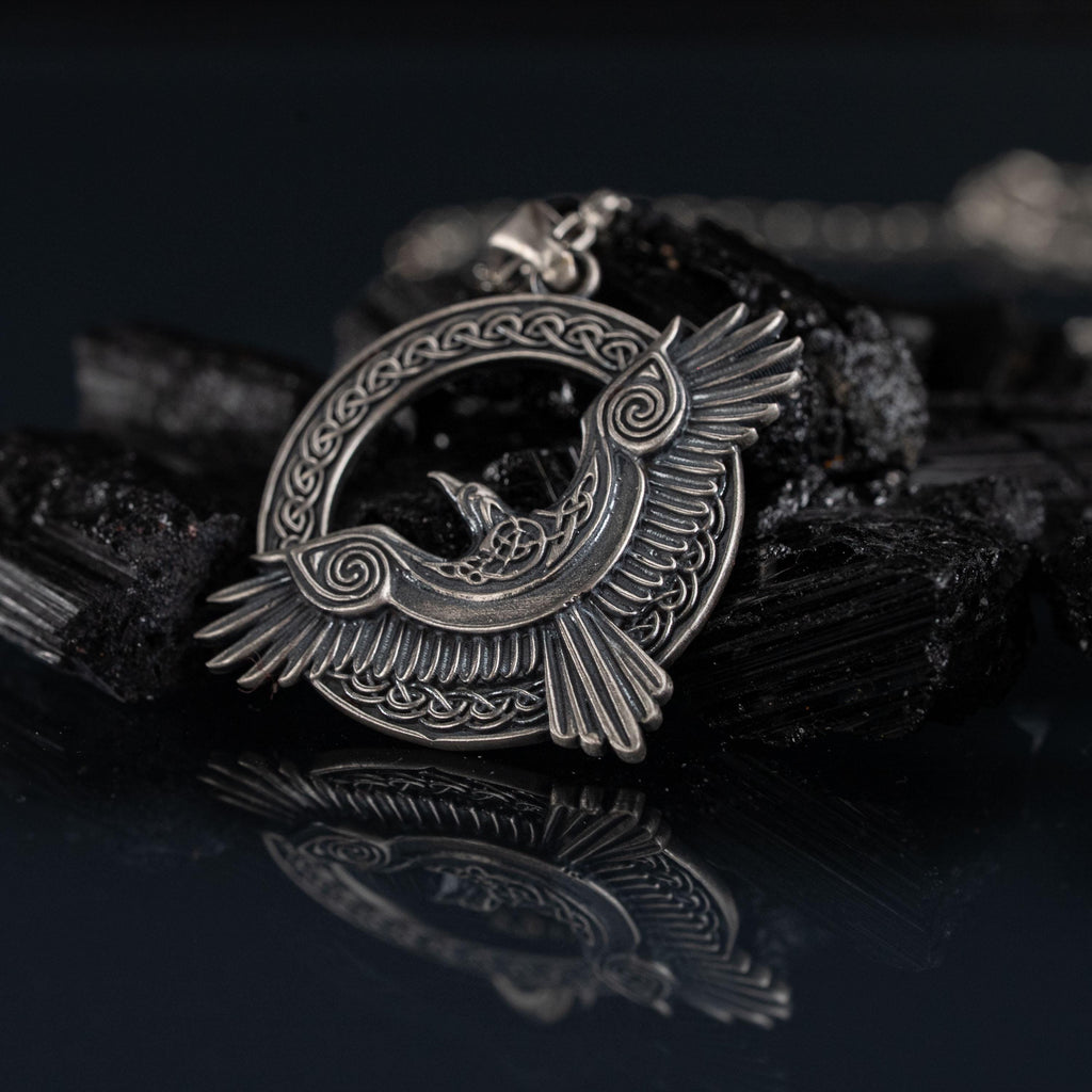 Odin’s Raven 925 Sterling Silver Necklace