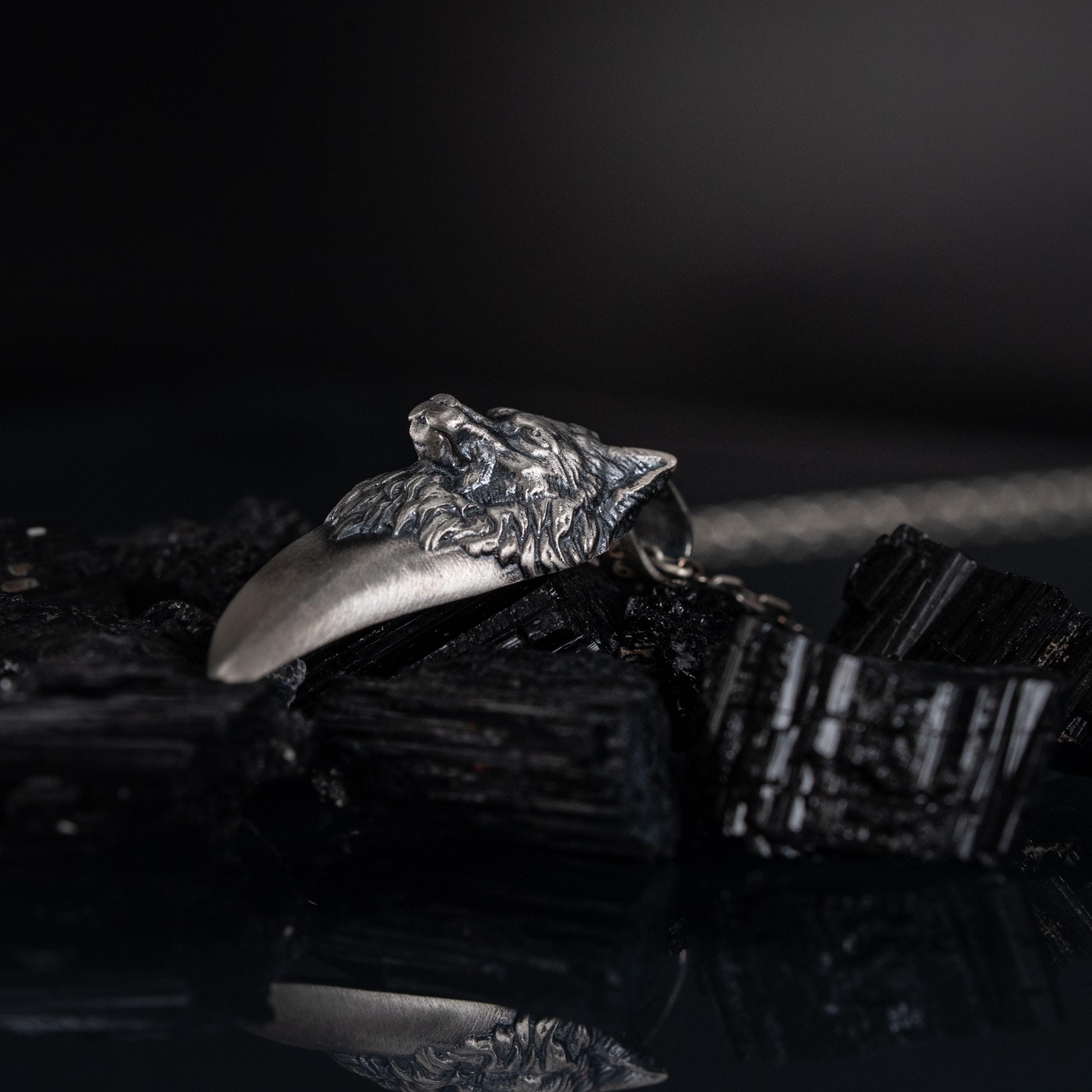 Wolf Tooth 925 Sterling Silver Pendant Necklace
