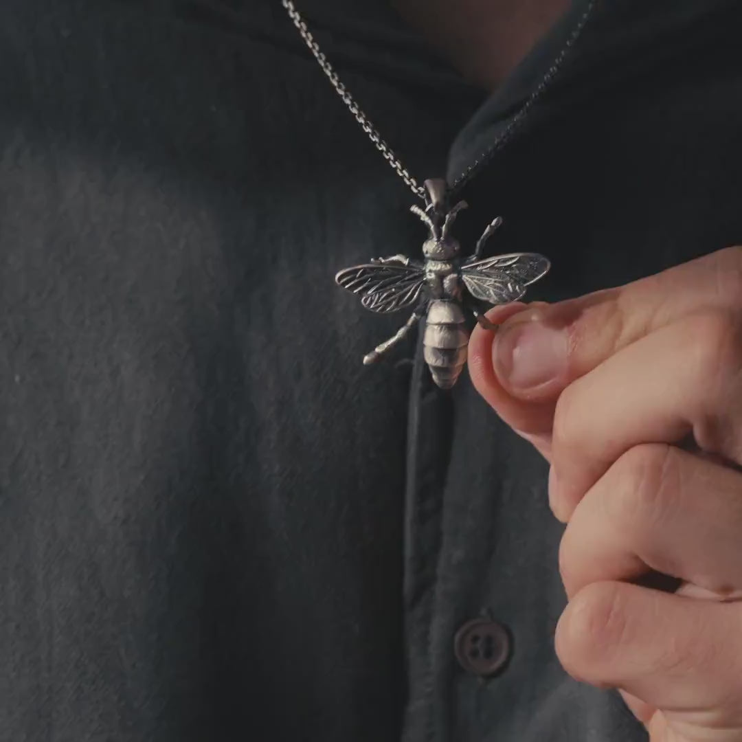 Queen Bee 925 Sterling Silver Necklace