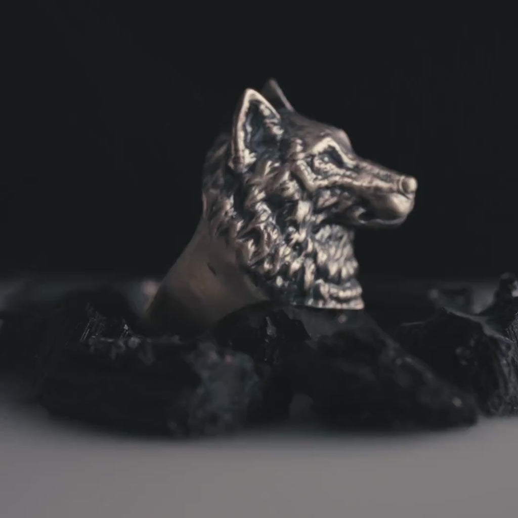 Sterling Silver Wolf Head Ring